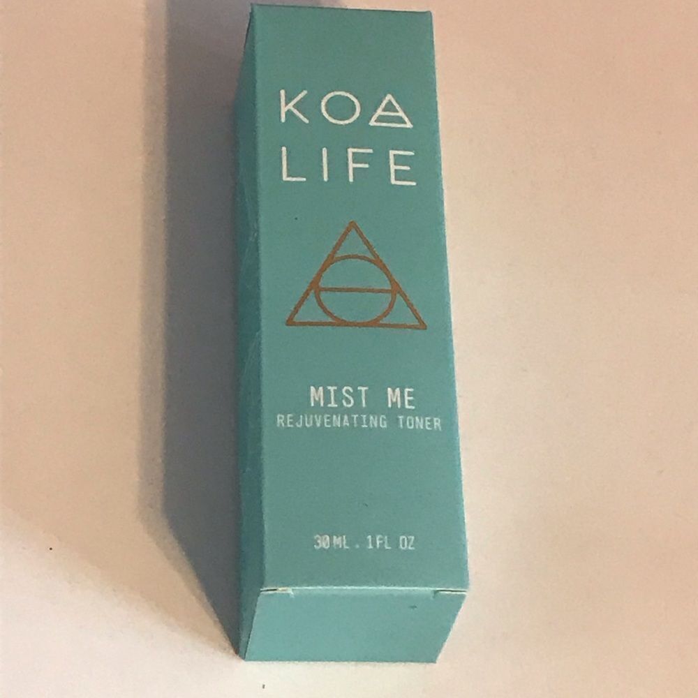 Koa life mist me rejuvenating toner